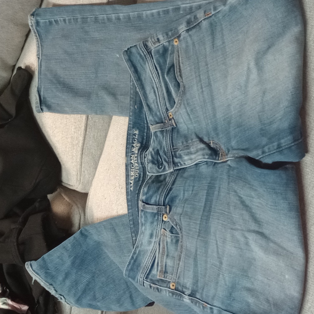 American Eagle size 12 regular kick boot super stretch jeans